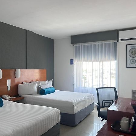 Hotel Gran Minatitlan Plaza Экстерьер фото