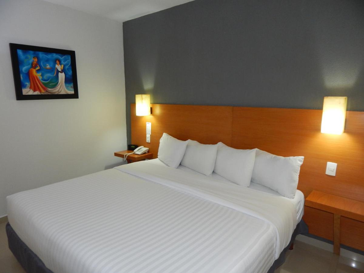 Hotel Gran Minatitlan Plaza Экстерьер фото