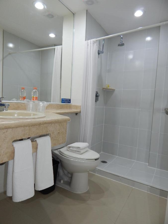 Hotel Gran Minatitlan Plaza Экстерьер фото
