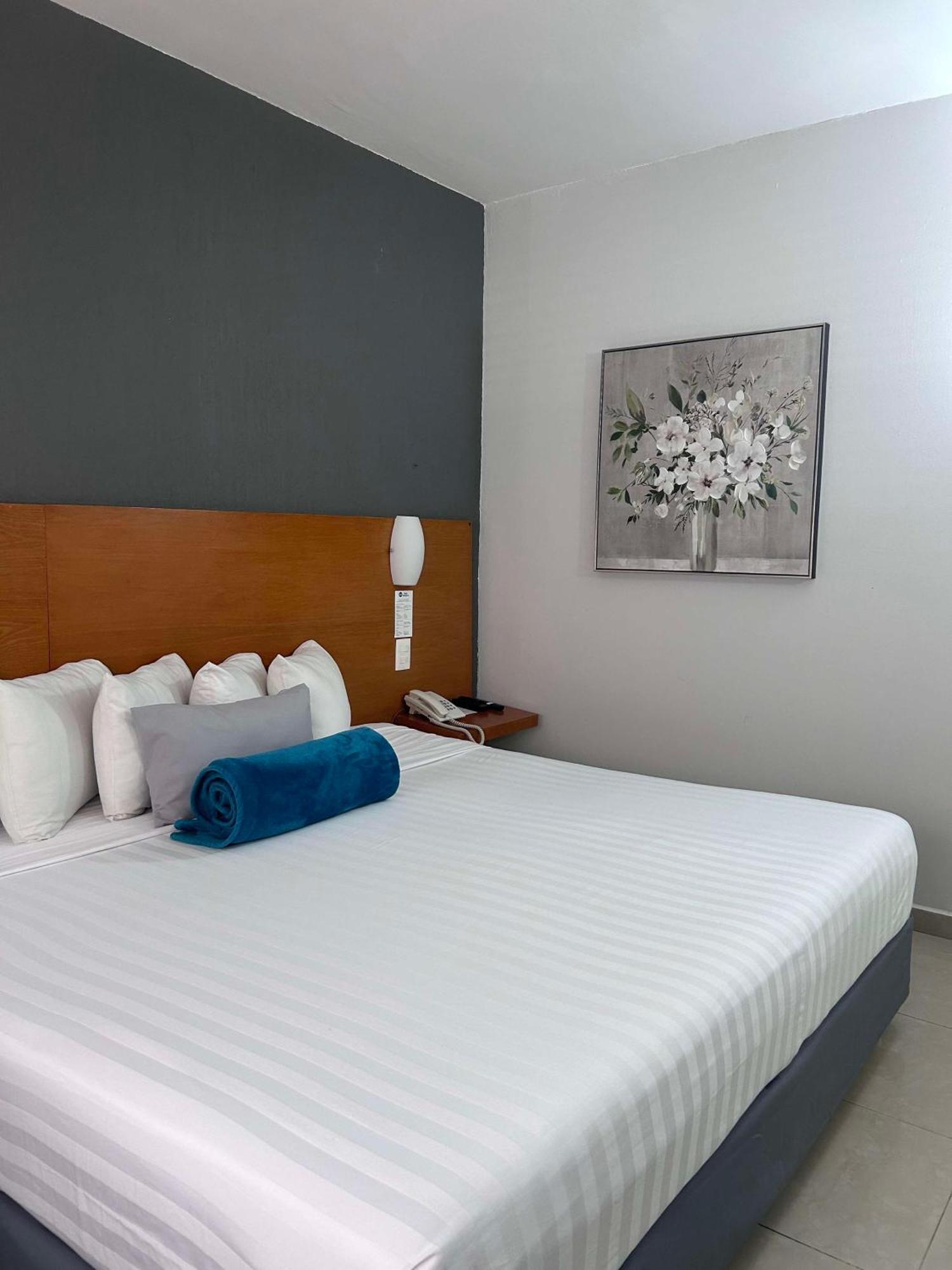 Hotel Gran Minatitlan Plaza Экстерьер фото